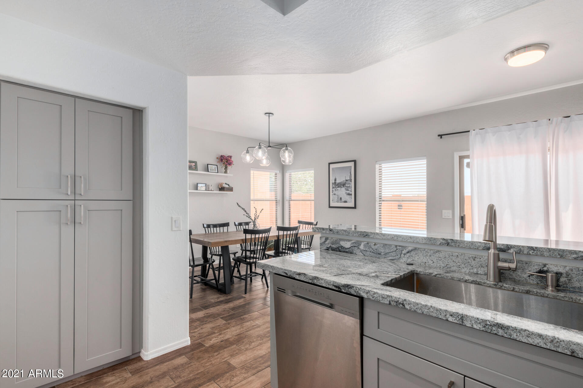 10629 West Coronado Road Avondale, AZ 85392 - Photo 4 of 18 10 - Coronado