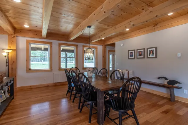 $769,900 | 51 Lakeview Road, Westmore, VT 05822