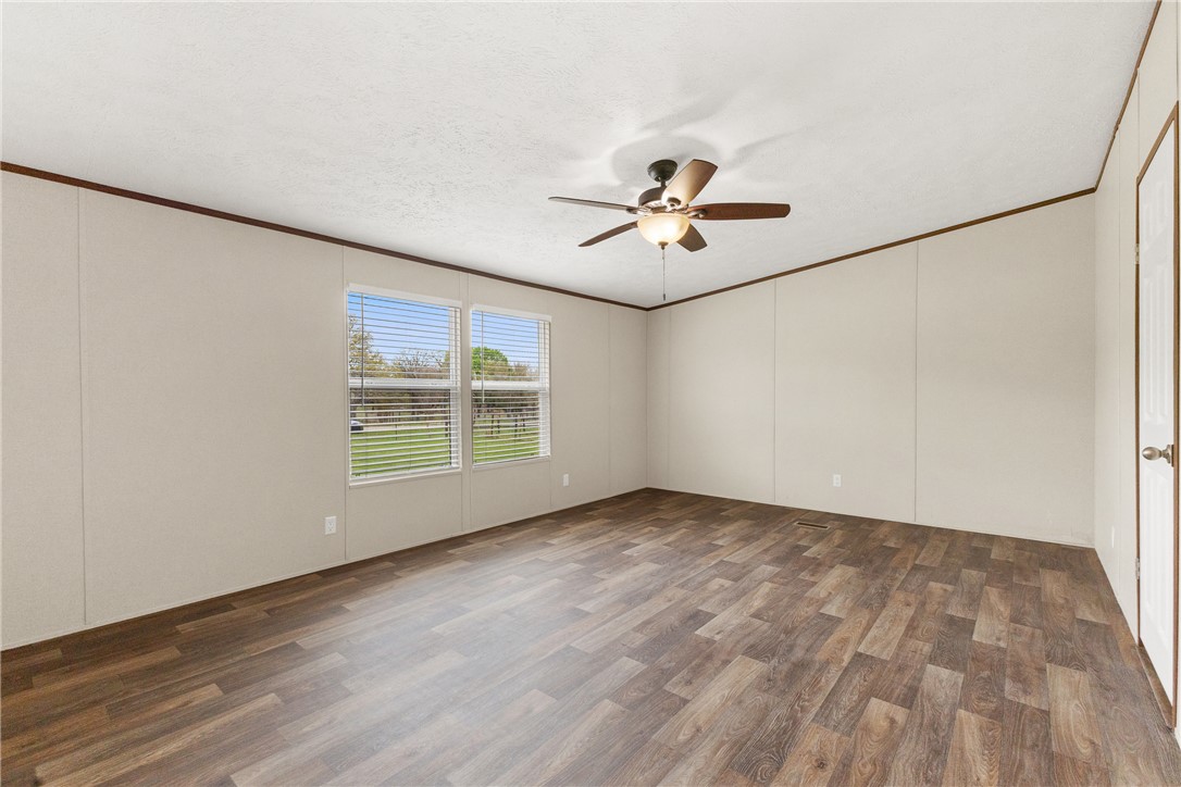 1014 Doe Run Road Caldwell, TX 77836 - Photo 13 of 23 an empty room with a window