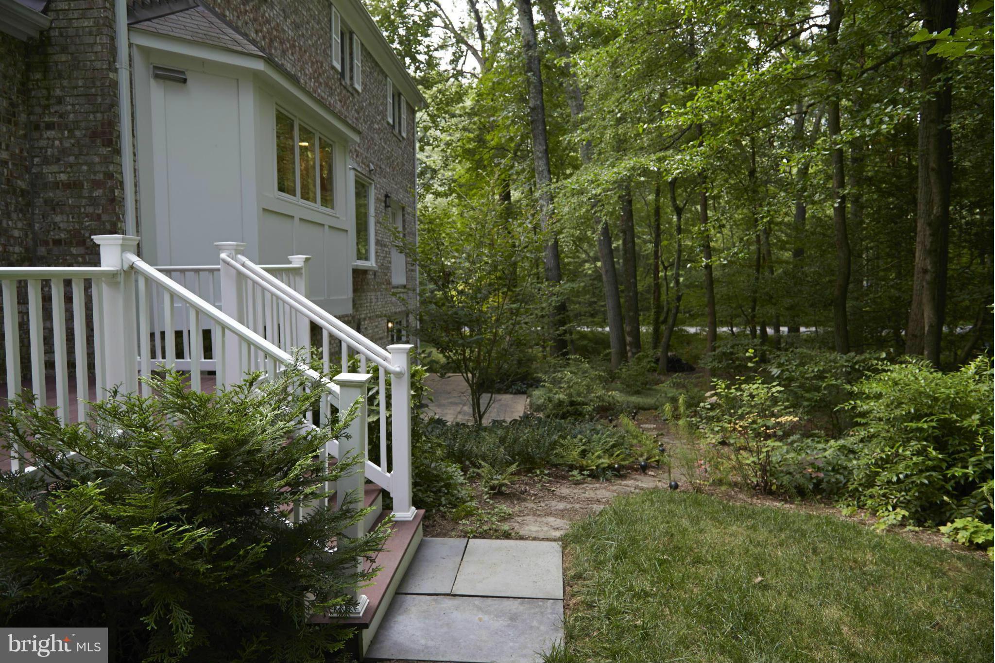 12207 Hounds Lane Reston, VA 20191 - Photo 27 of 30 Private back yard w/ Nature Path