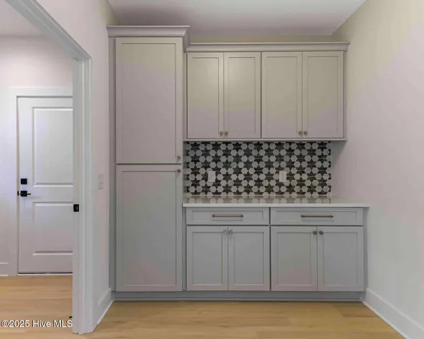 $795,000 | 455 West New Hampshire Avenue, Southern Pines, NC 28387