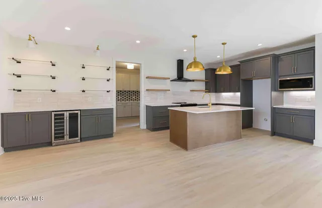 $795,000 | 455 West New Hampshire Avenue, Southern Pines, NC 28387