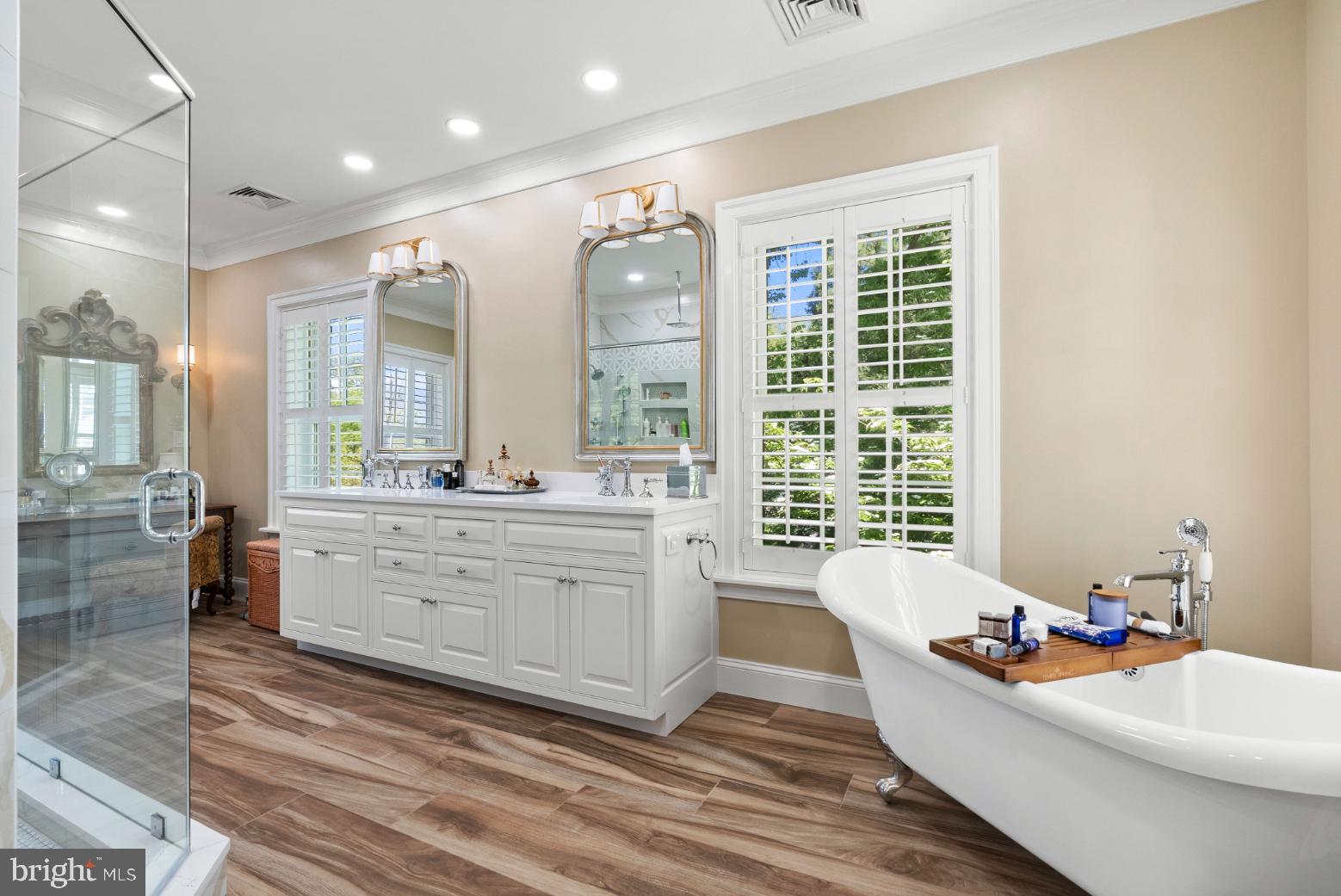 36987 Mountville Road Middleburg, VA 20117 - Photo 11 of 18 a large bathroom with a sink mirror and a bathtub