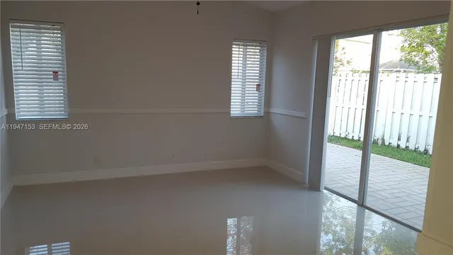 $3,900 | 1628 Salerno Circle, Weston, FL 33327