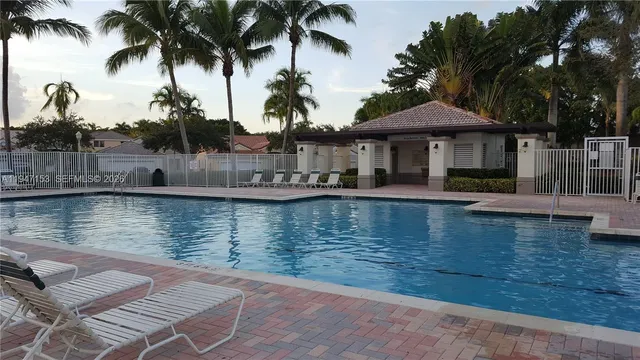 $3,900 | 1628 Salerno Circle, Weston, FL 33327