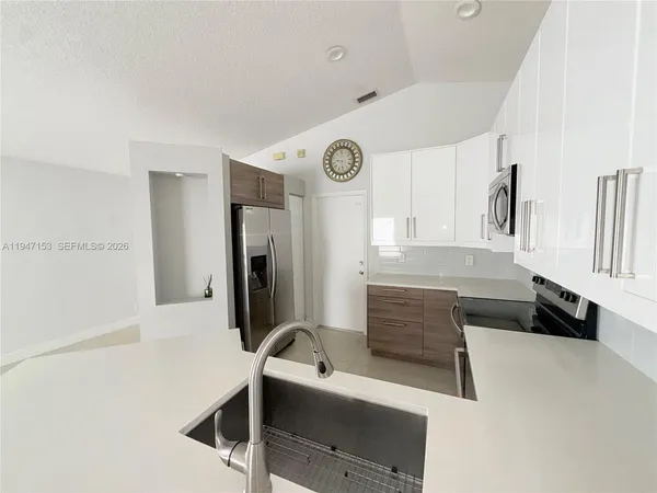 $3,800 | 1628 Salerno Circle, Weston, FL 33327