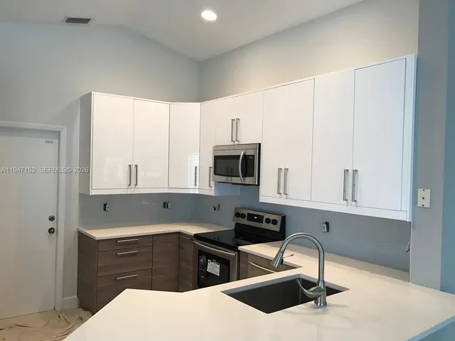 $3,900 | 1628 Salerno Circle, Weston, FL 33327