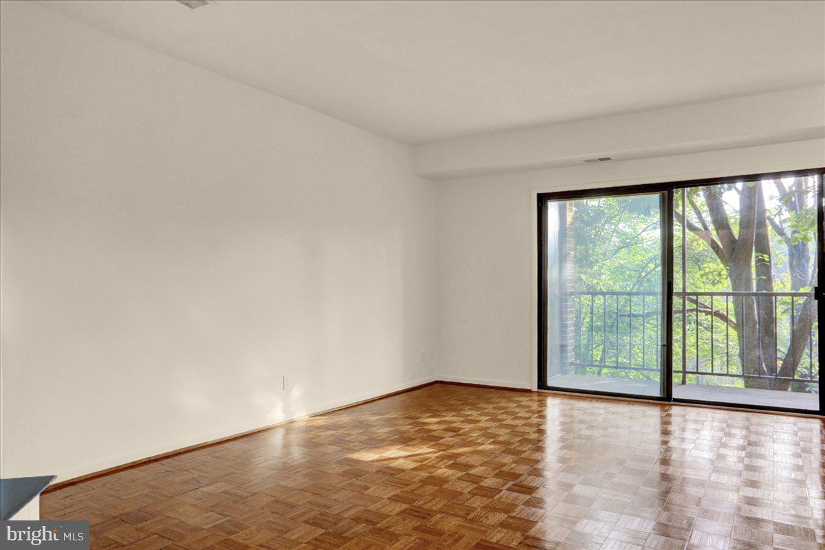 5 Fairway Road, Unit B Reading, PA 19607 - Photo 3 of 18 Gallery Image 3