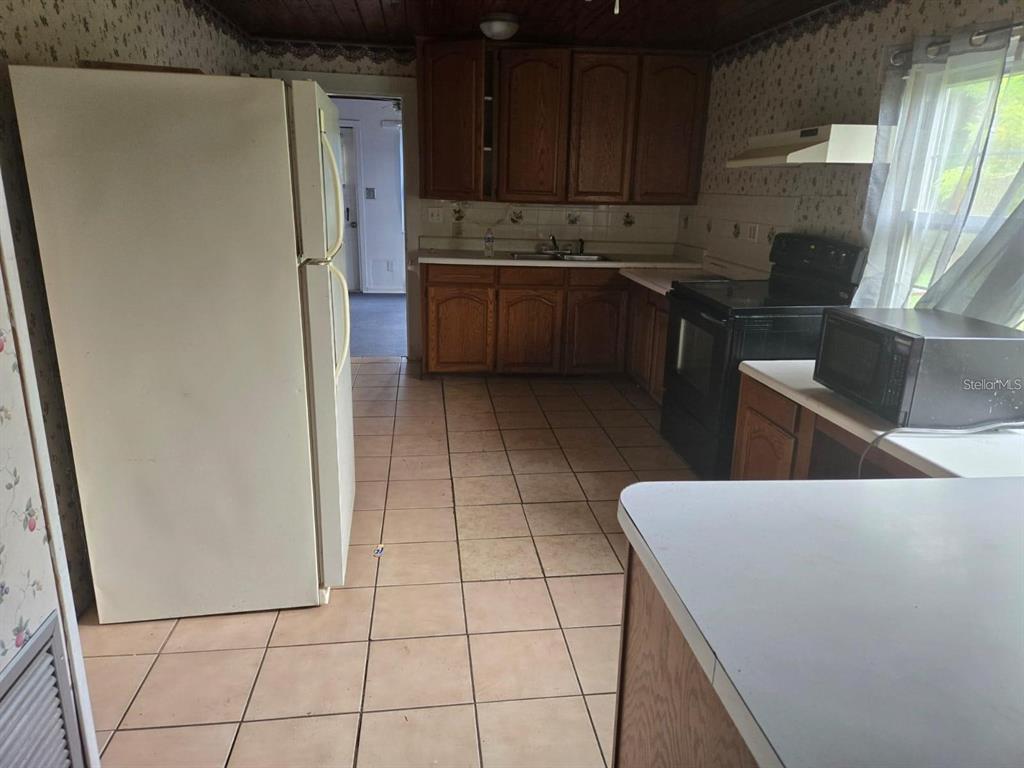 10 McCarthy Avenue Frostproof, FL 33843 - Photo 6 of 9