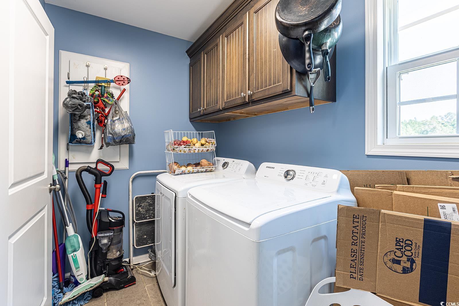 189 Hamilton Way Conway, SC 29526 - Photo 28 of 40 Clothes washing area with light tile patterned flo
