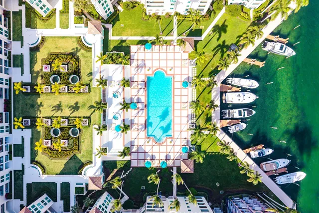 $1,495,000 | 100 Southeast 5th Avenue, Unit 404, Boca Raton, FL 33432