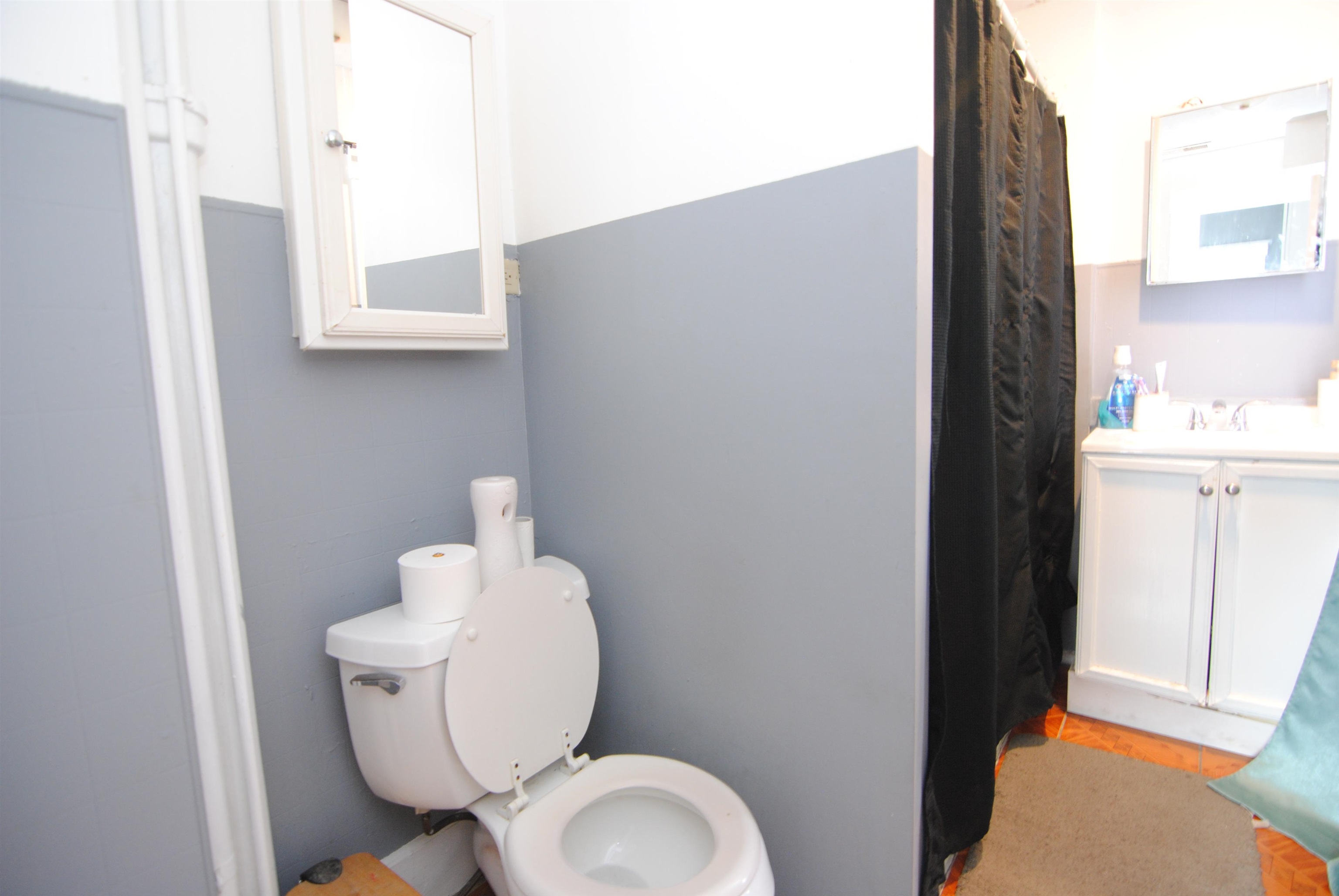 22 Beech Street Nashua, NH 03060 - Photo 13 of 44