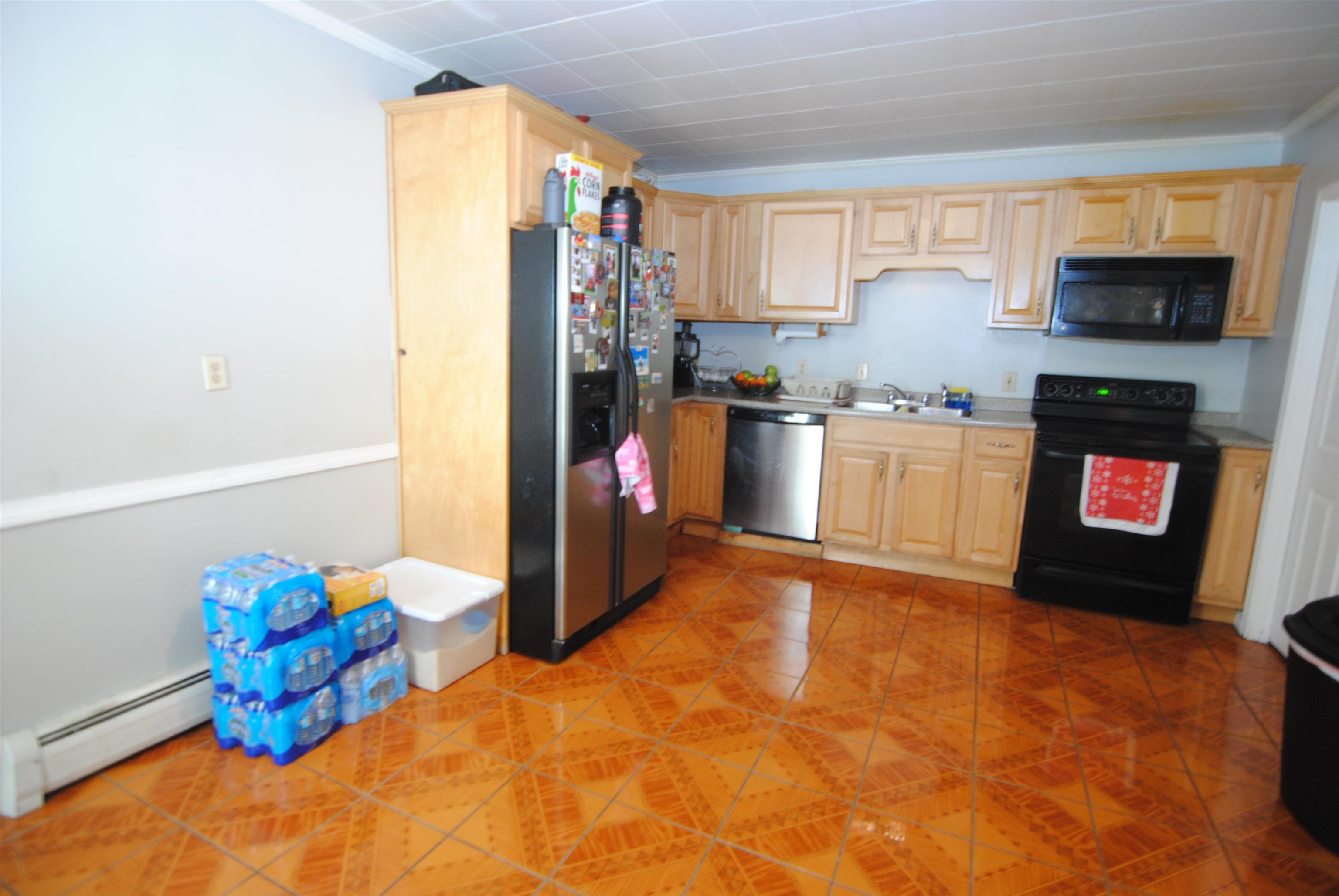 22 Beech Street Nashua, NH 03060 - Photo 16 of 44