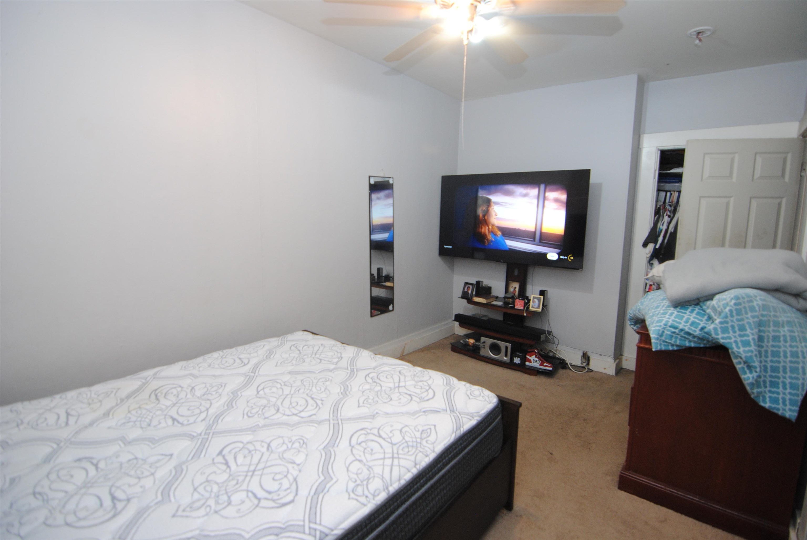 22 Beech Street Nashua, NH 03060 - Photo 22 of 44