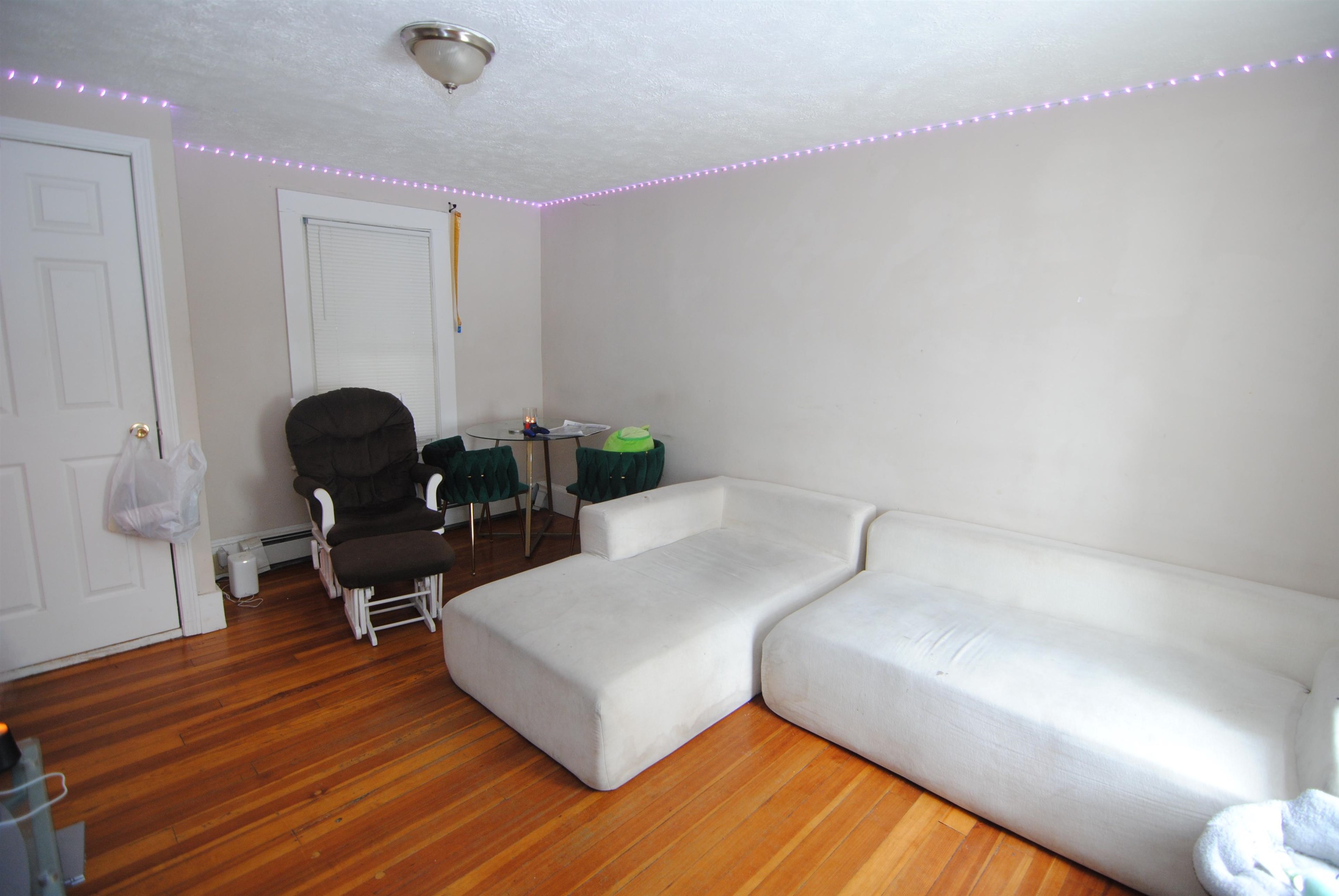 22 Beech Street Nashua, NH 03060 - Photo 34 of 44