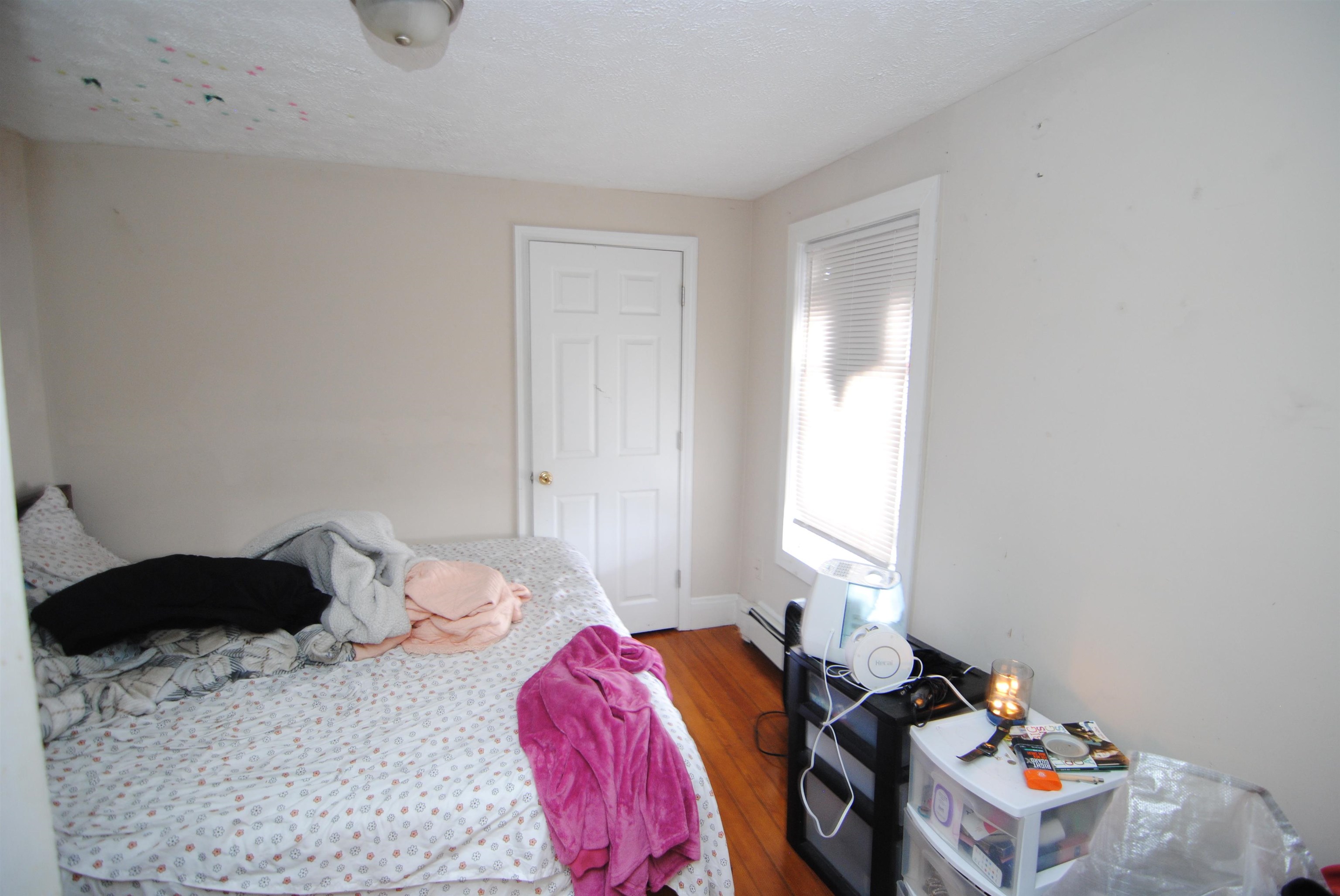 22 Beech Street Nashua, NH 03060 - Photo 37 of 44