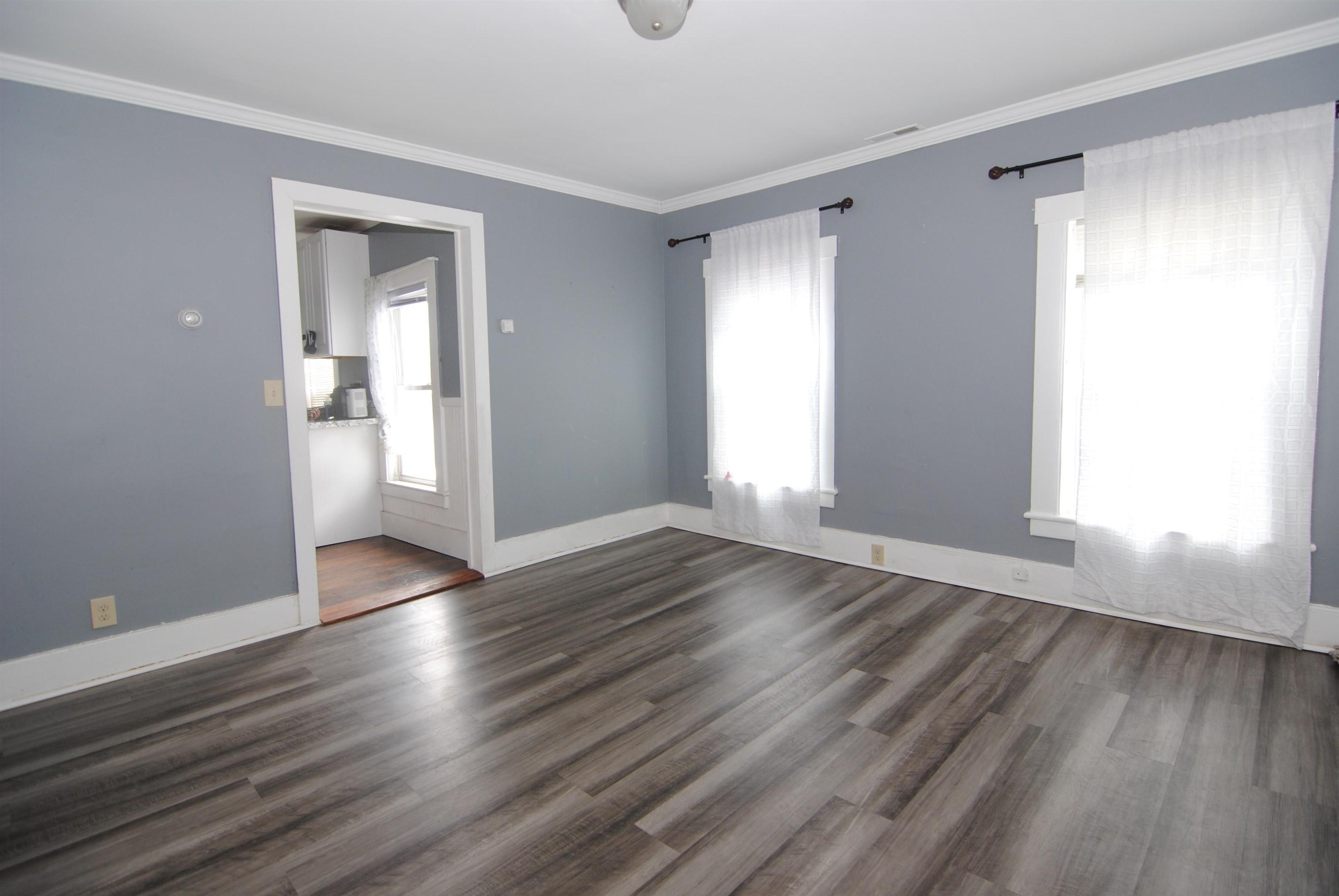 22 Beech Street Nashua, NH 03060 - Photo 7 of 44