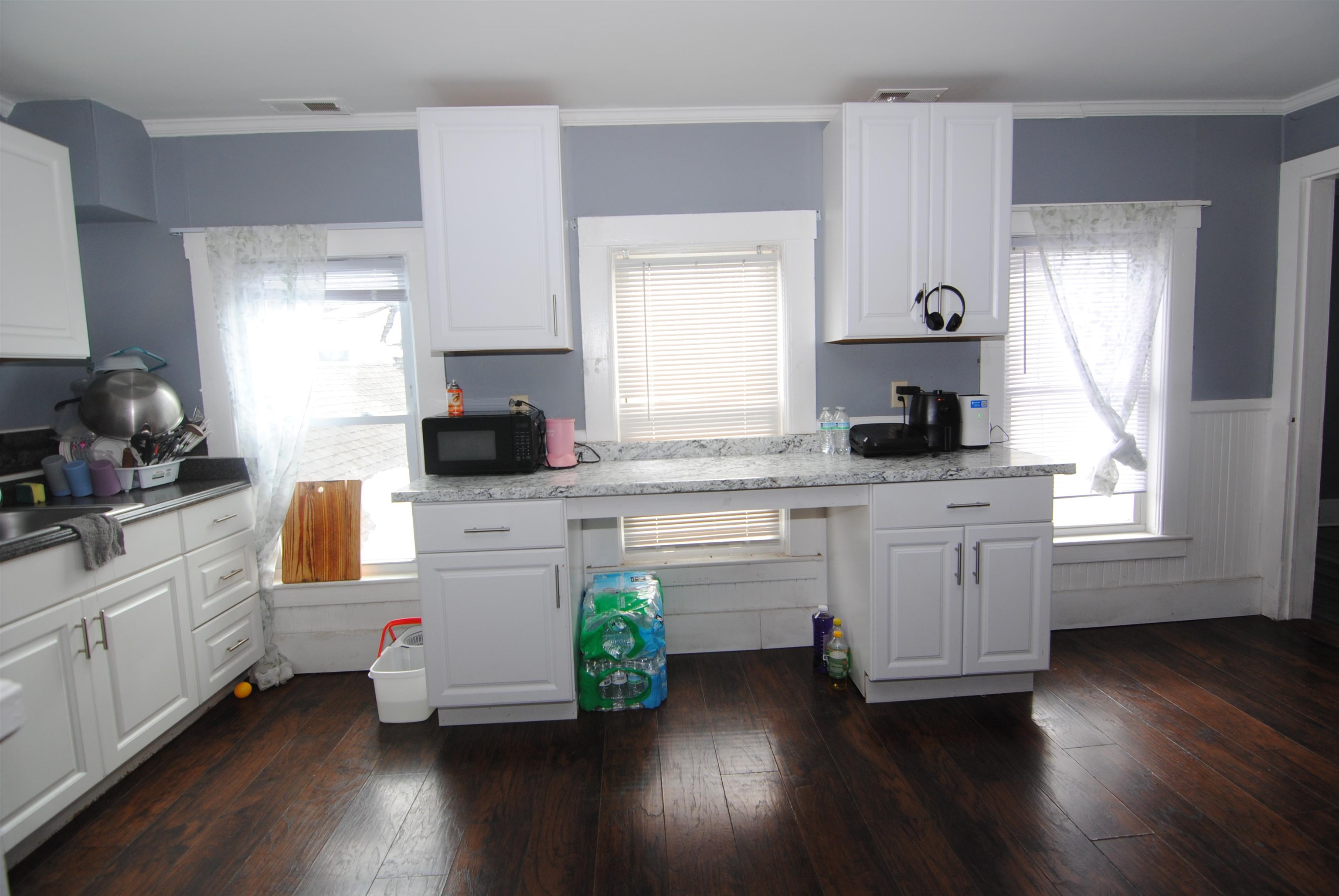 22 Beech Street Nashua, NH 03060 - Photo 10 of 44