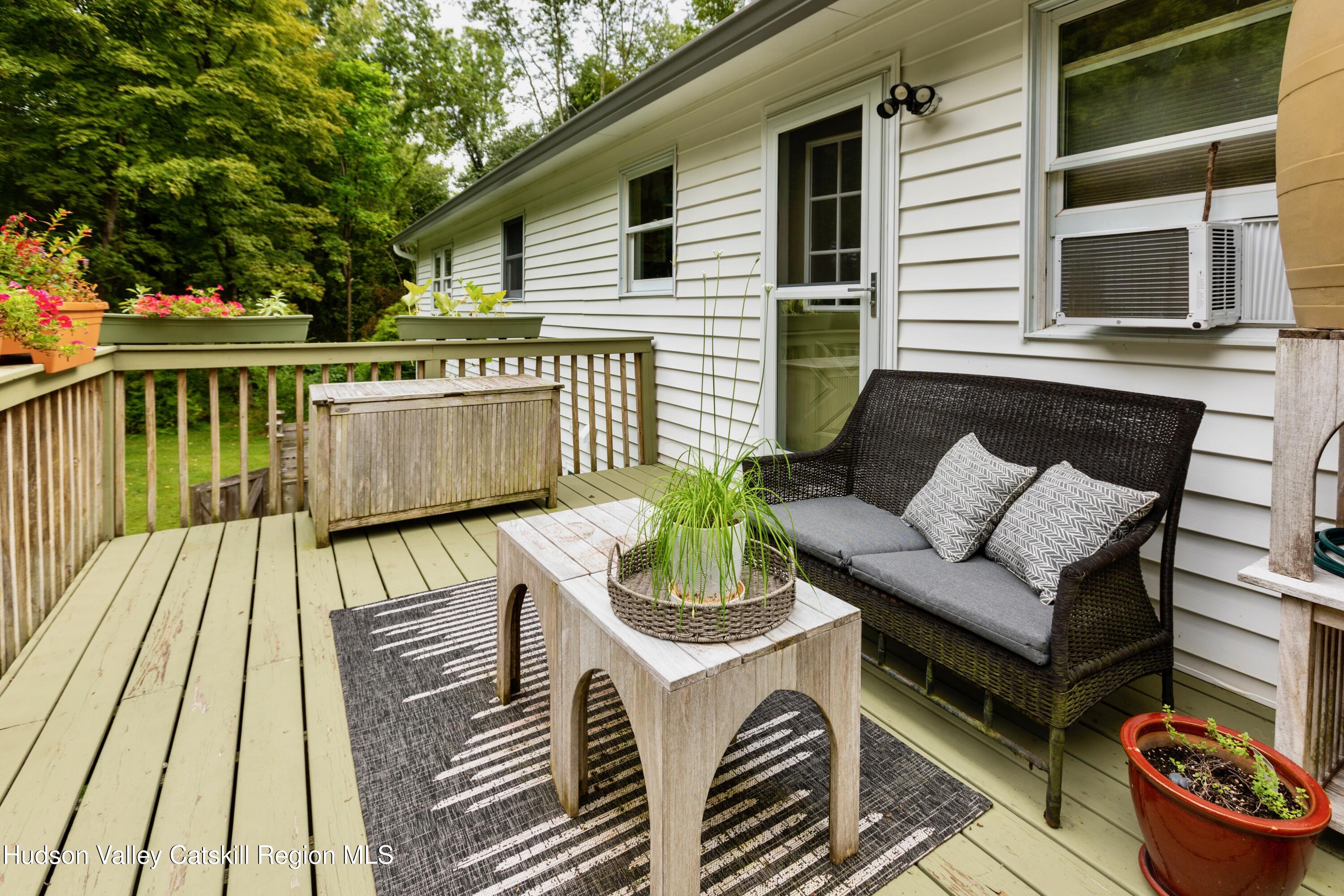 424 Tongore Way Kingston, NY 12401 - Photo 23 of 40 ALT - 24