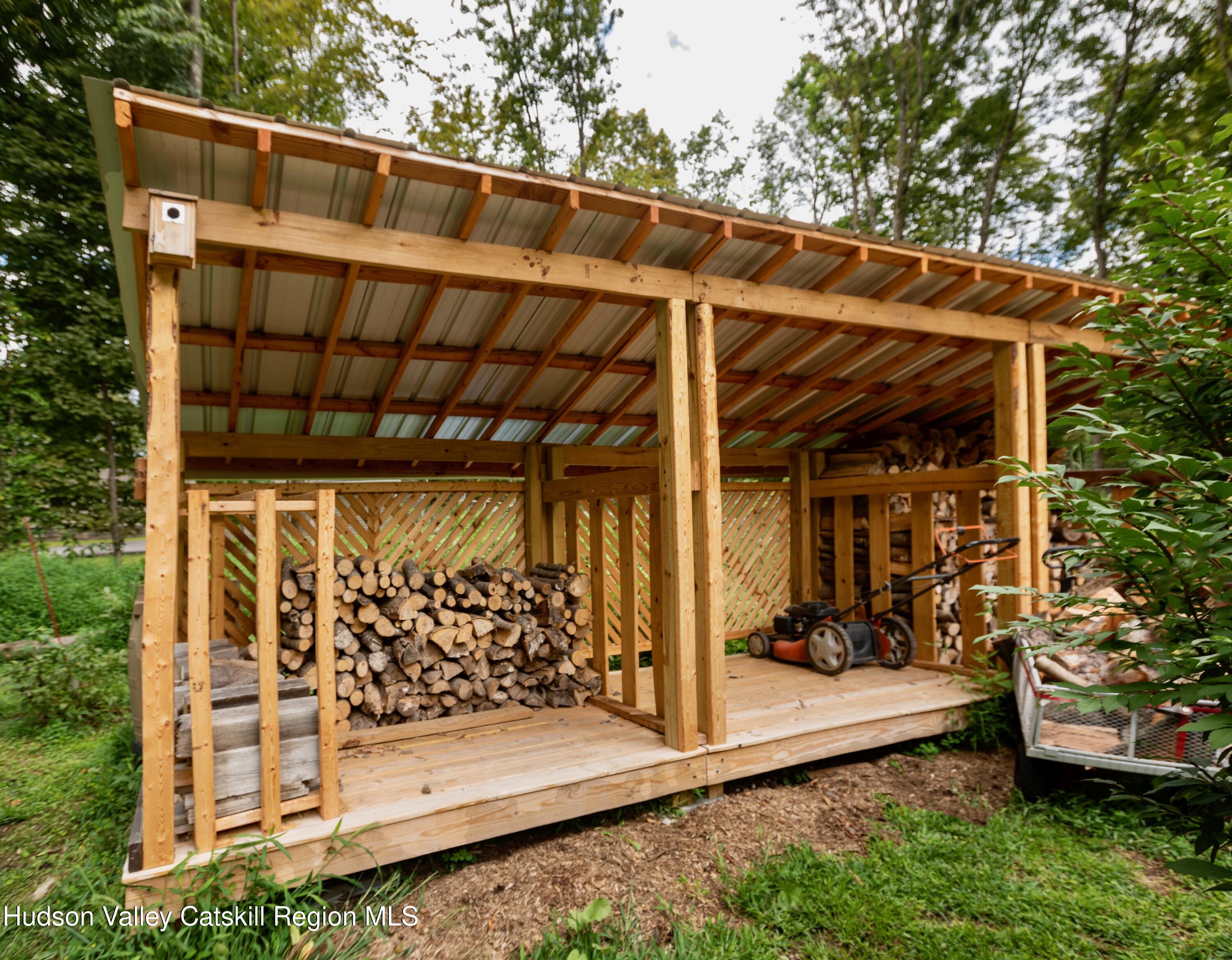 424 Tongore Way Kingston, NY 12401 - Photo 36 of 40 a view of wooden door