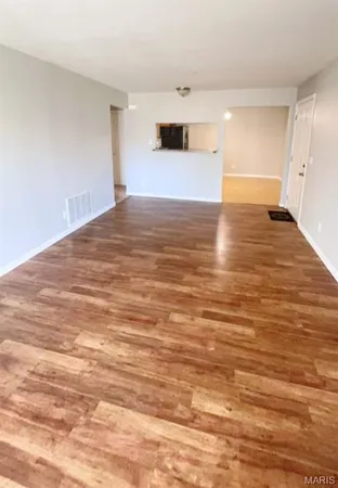 $125,000 | 660 Materdie Lane, Unit 203, Florissant, MO 63031