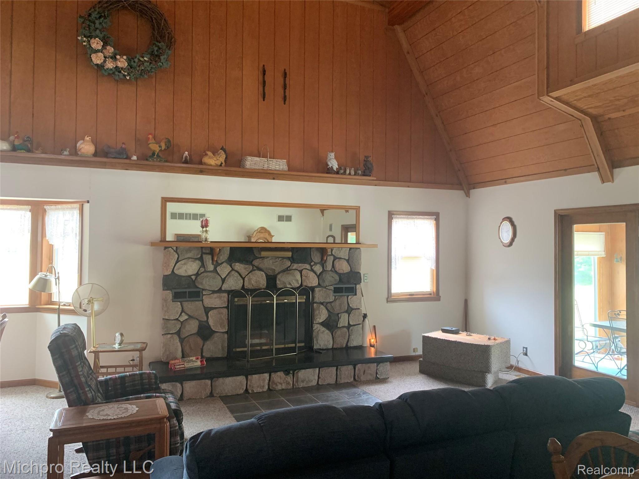 6806 Reside Road Imlay City, MI 48444 - Photo 7 of 66 IMG_6683.JPG