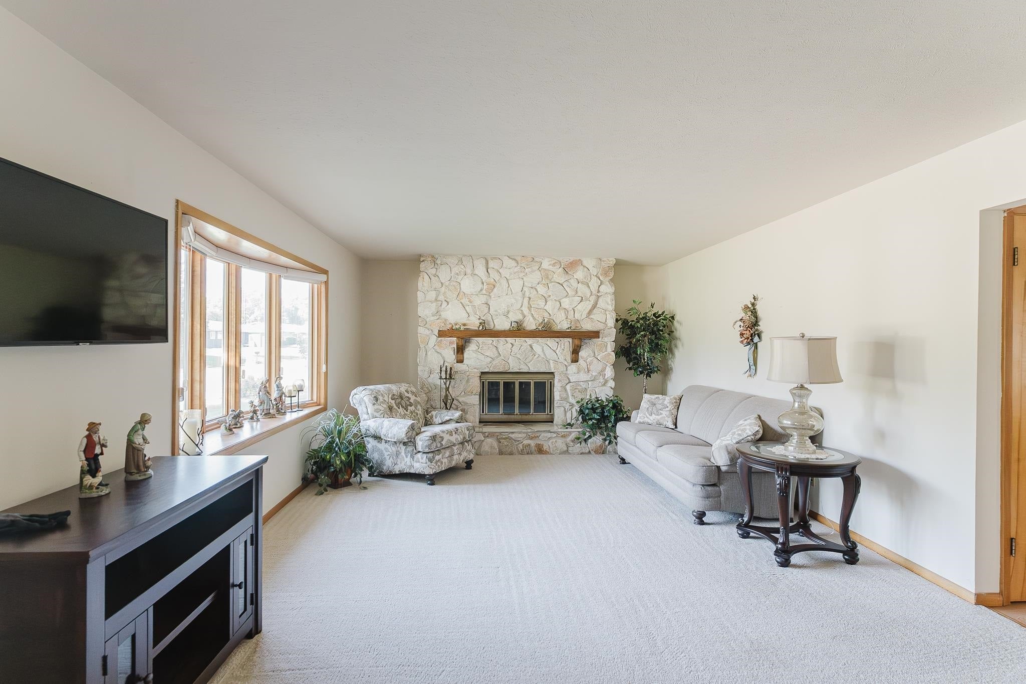1604 Bel Air Road Norfolk, NE 68701 - Photo 5 of 35 Gallery Image 5