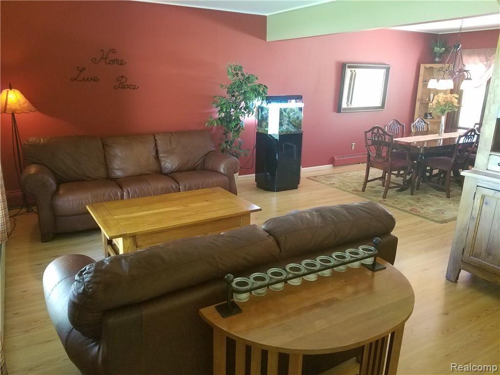 36214 Smithfield Road Farmington, MI 48335 - Photo 3 of 41 Open to dining room