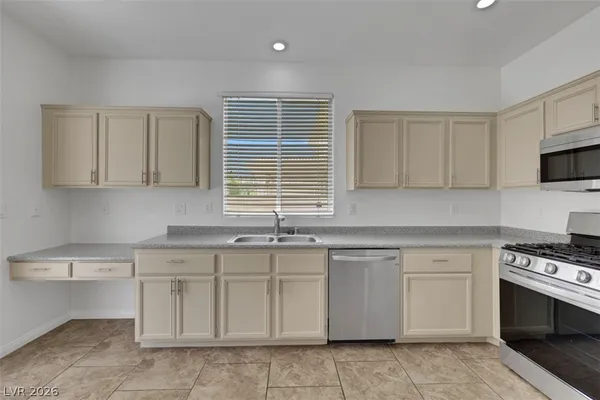 $394,900 | 3066 Maple Valley Street, Las Vegas, NV 89117