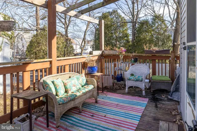 a view of swimming pool with backyard