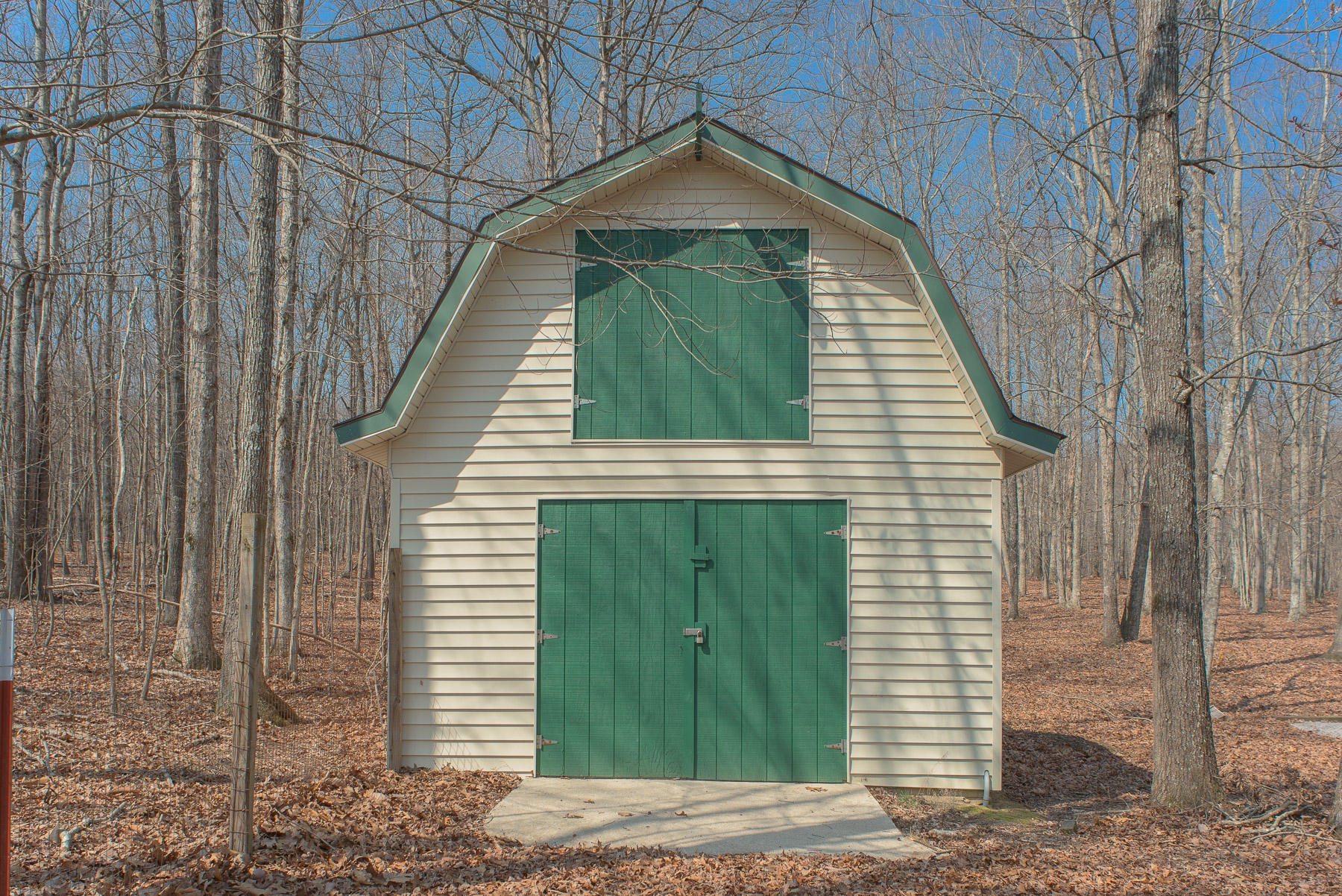 706 Old Sewanee Road Sewanee, TN 37375 - Photo 38 of 39 Barn