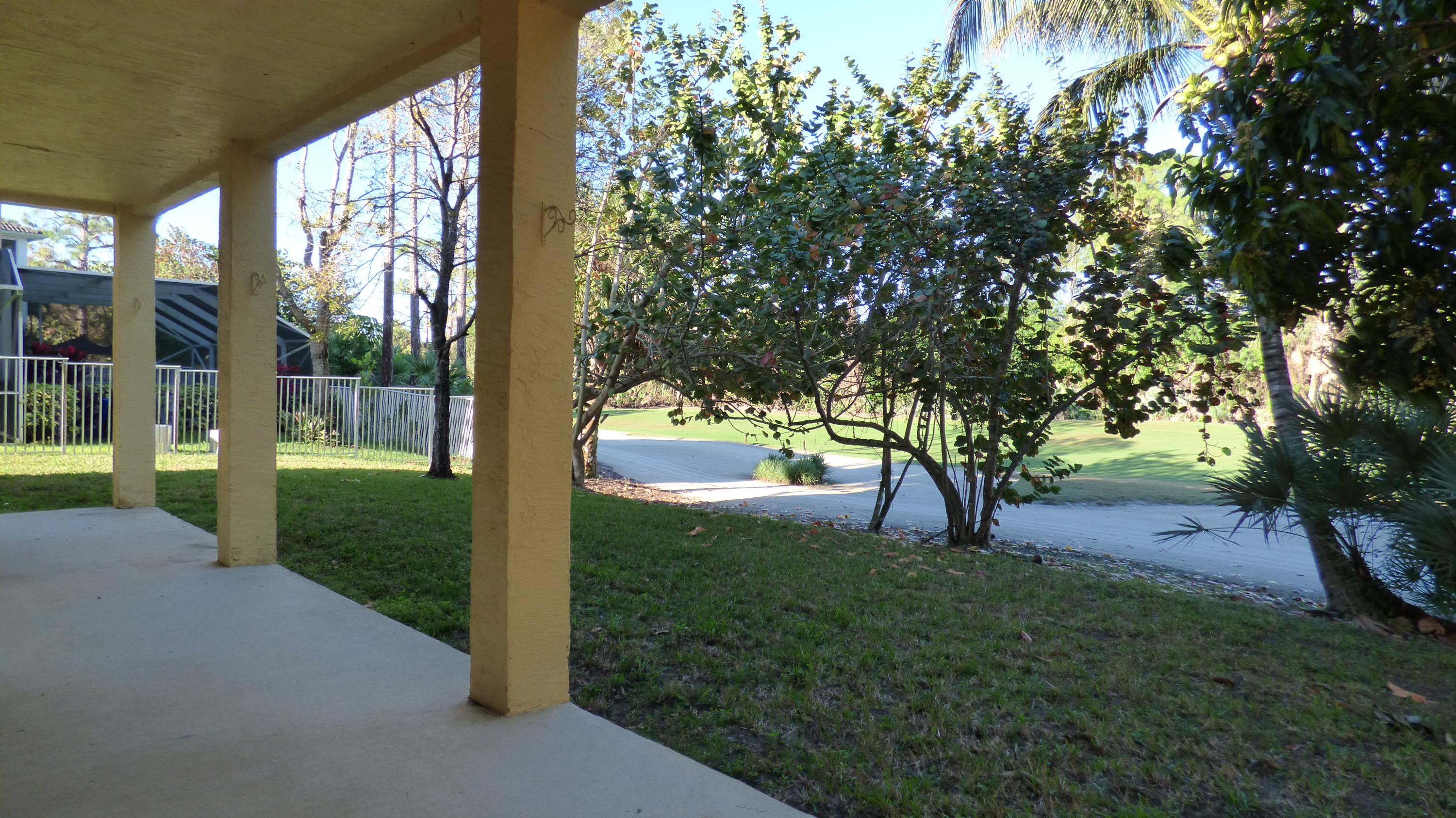 2252 Ridgewood Circle Royal Palm Beach, FL 33411 - Photo 35 of 40 a view of back yard