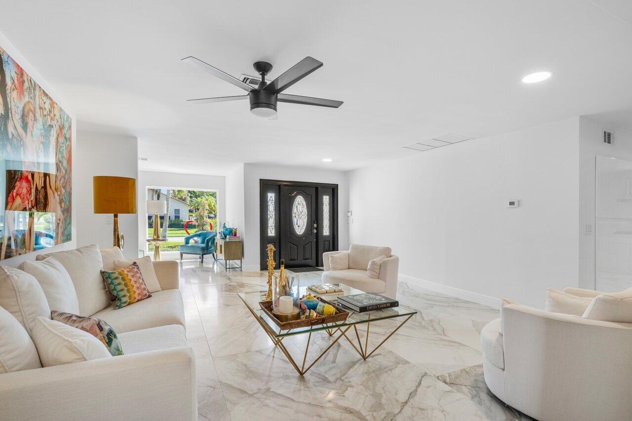 721 Southwest 15th Street Boca Raton, FL 33486 - Photo 12 of 81 721 SW 15th St - Boca Raton (14)