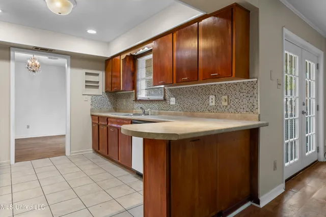 $259,900 | 2265 Popp's Ferry Road, Biloxi, MS 39532