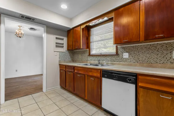 $259,900 | 2265 Popp's Ferry Road, Biloxi, MS 39532