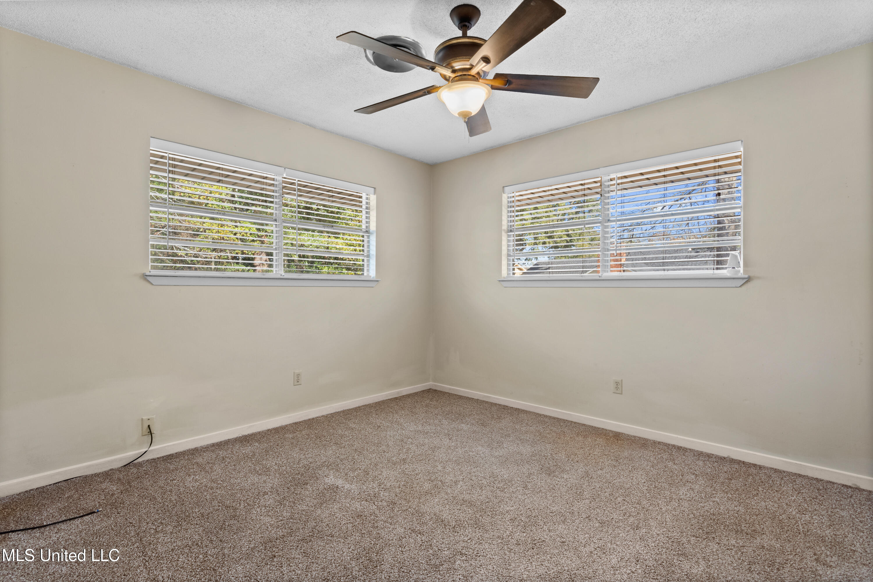 2265 Popp's Ferry Road Biloxi, MS 39532 - Photo 21 of 36 0021