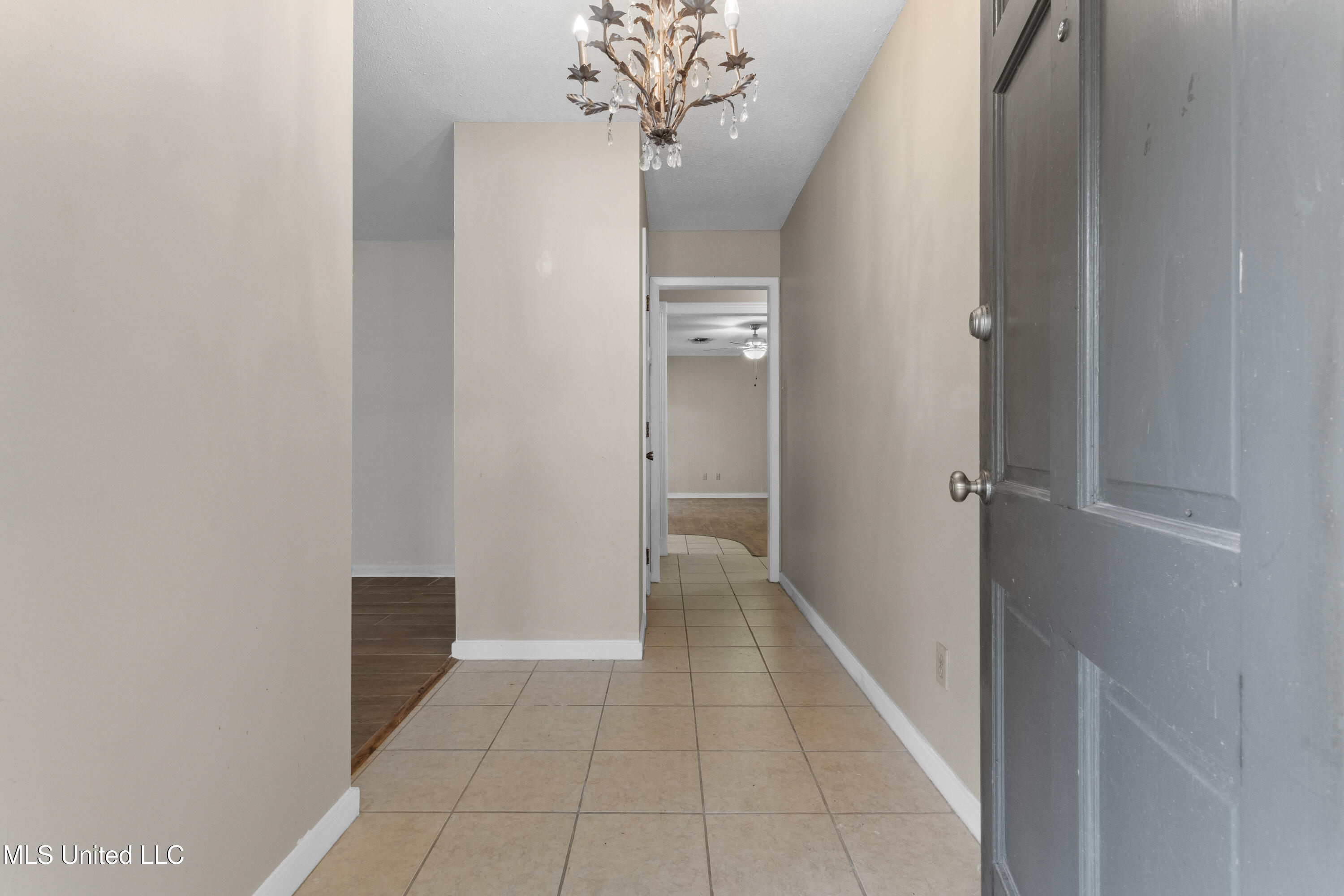 2265 Popp's Ferry Road Biloxi, MS 39532 - Photo 7 of 36 0006
