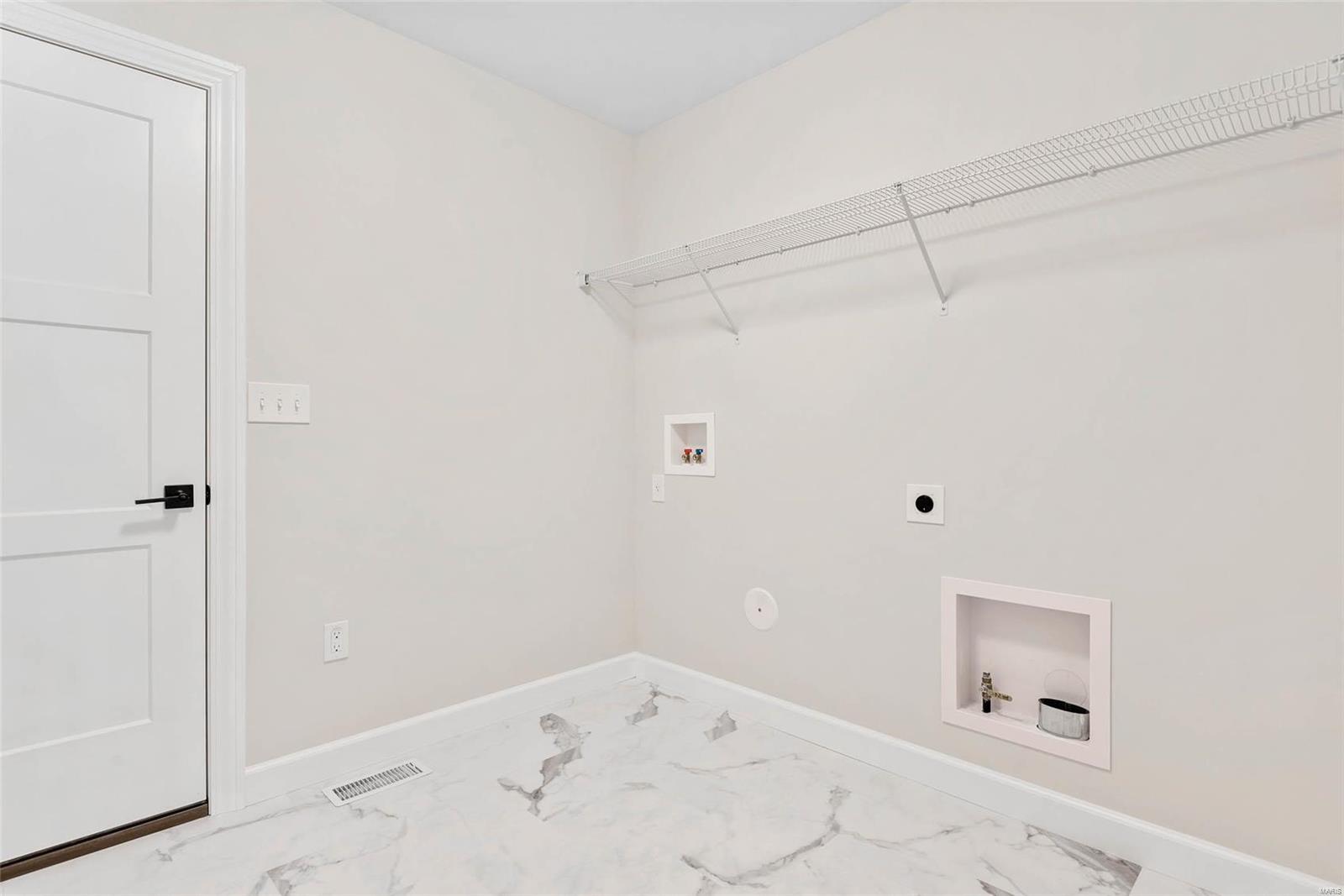 405 Stonebriar Drive Troy, IL 62294 - Photo 31 of 43