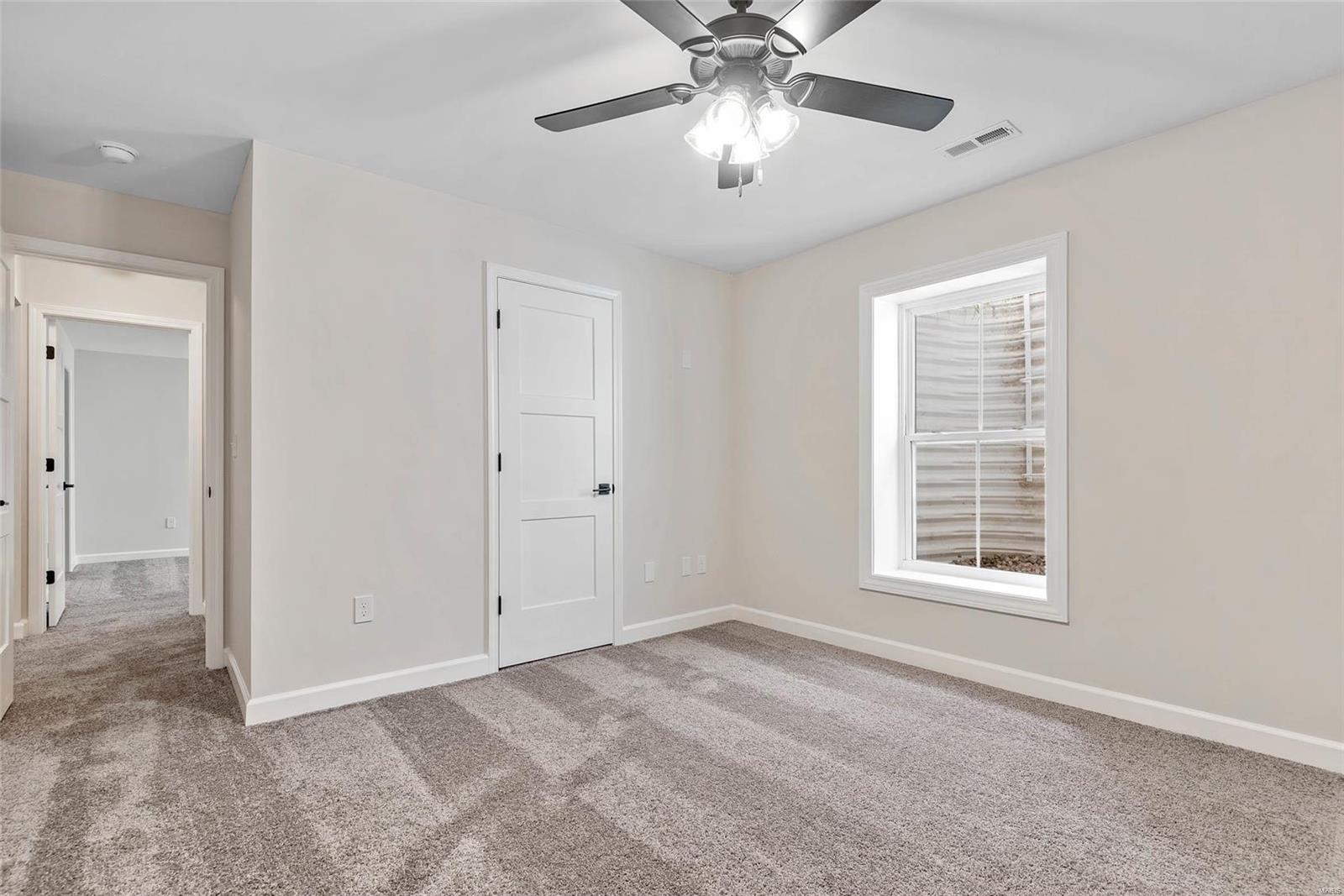 405 Stonebriar Drive Troy, IL 62294 - Photo 38 of 43