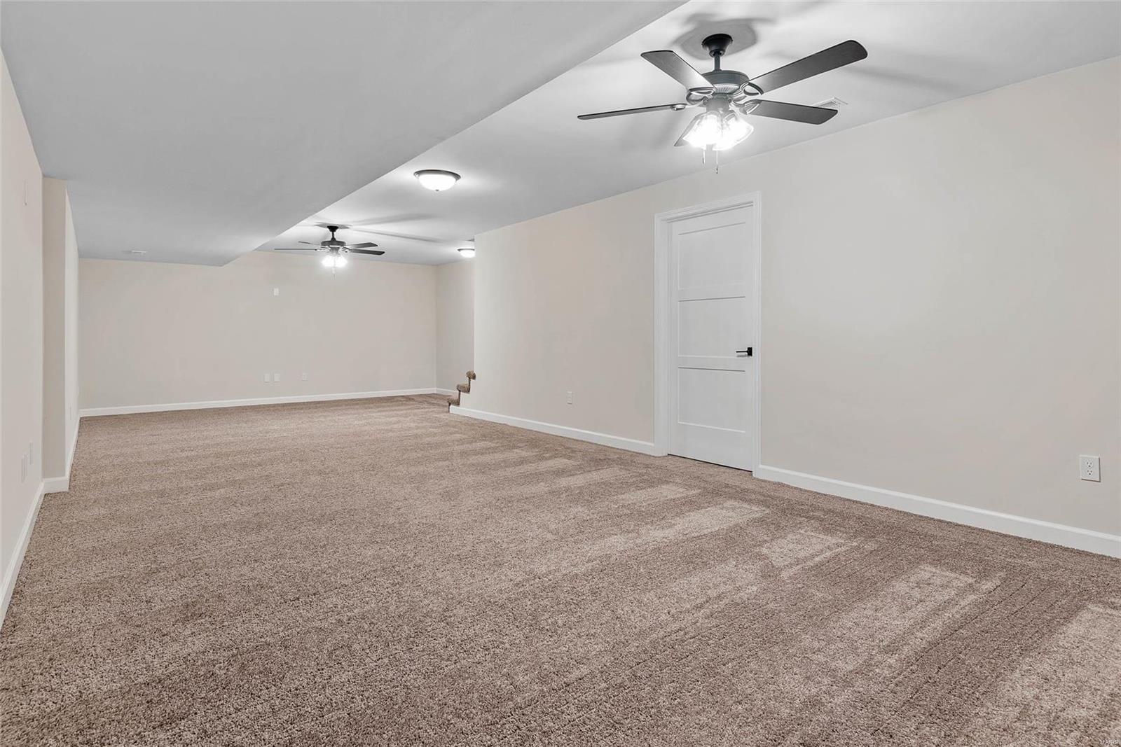 405 Stonebriar Drive Troy, IL 62294 - Photo 39 of 43