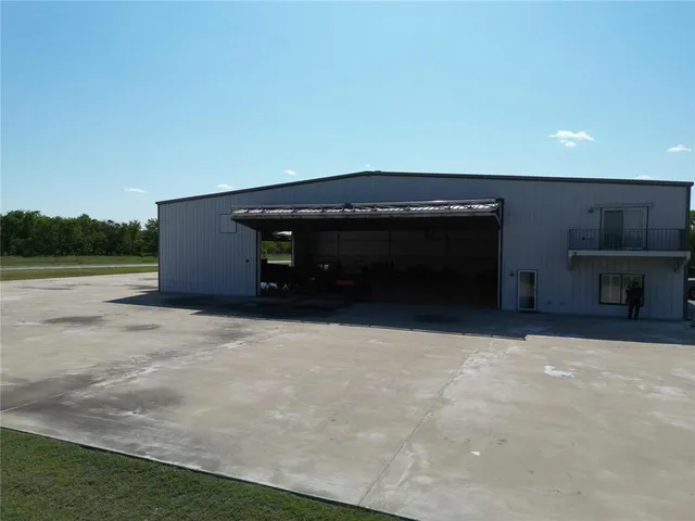 $1,250,000 | 108 Barham Lane, Bridgeport, TX 76426