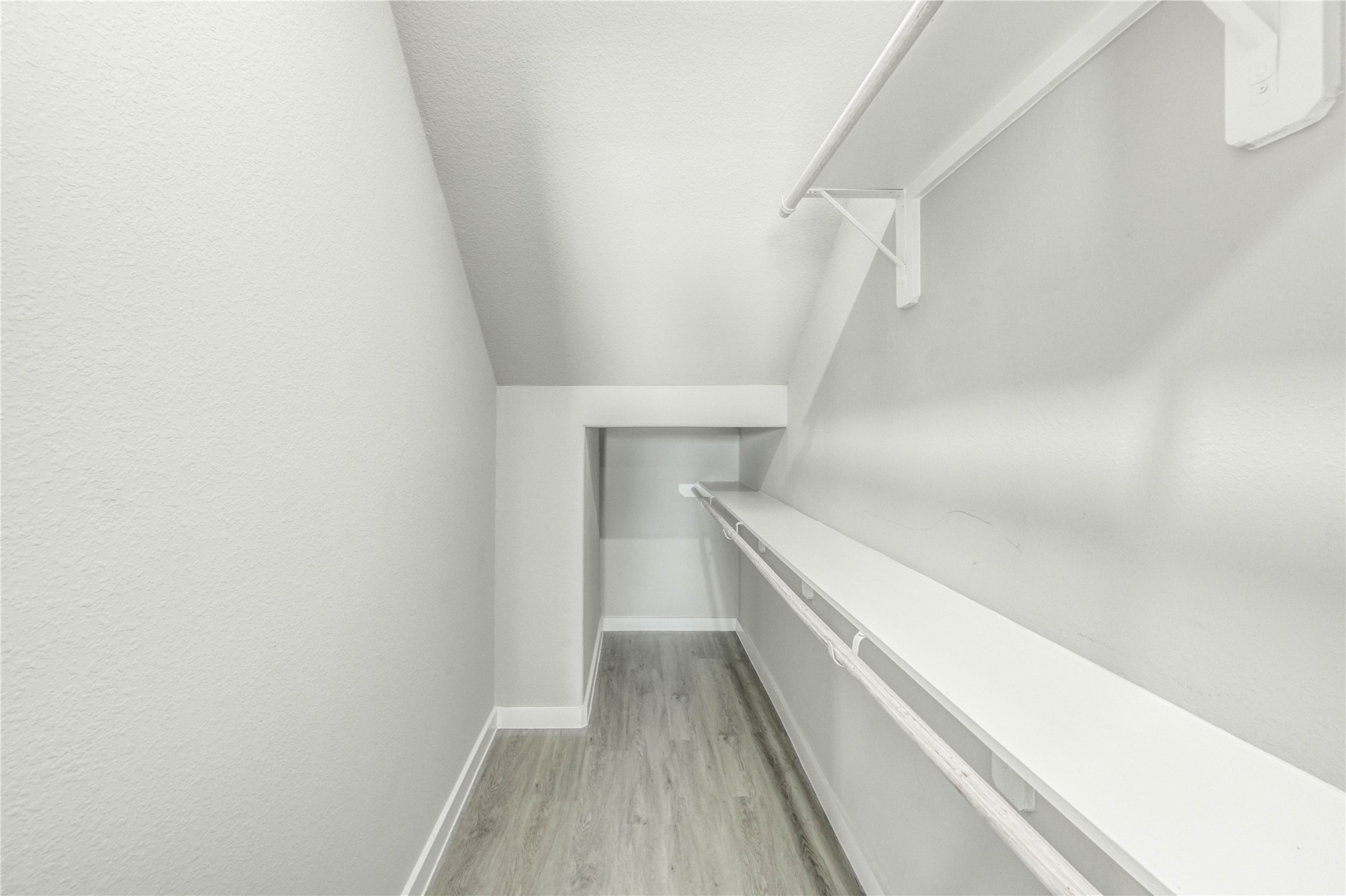 8157 Tate Street, Unit B Houston, TX 77028 - Photo 12 of 23 Large walk-in Closet