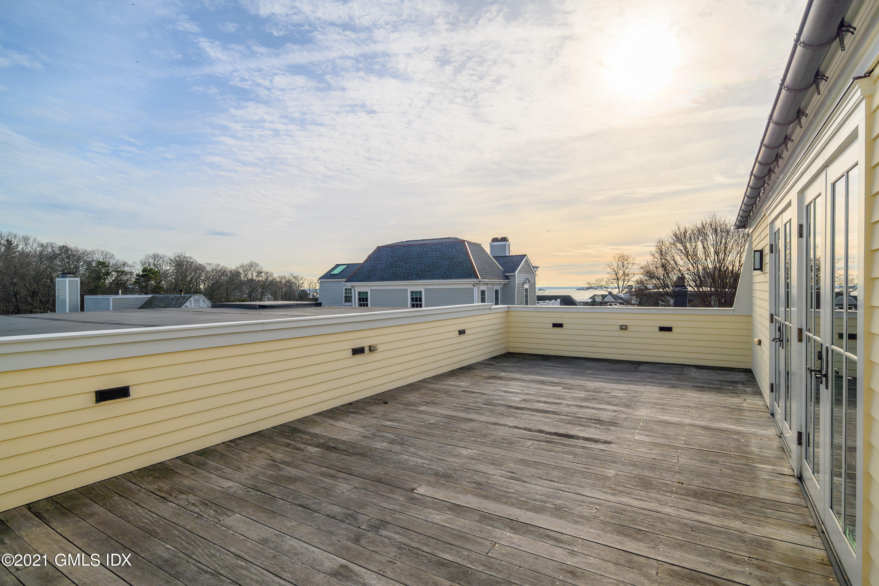 623 Steamboat Road, Unit A Greenwich, CT 06830 - Photo 38 of 43 a view of a terrace