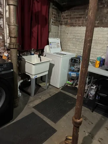 $549,999 | 340 South Homan Avenue, Chicago, IL 60624