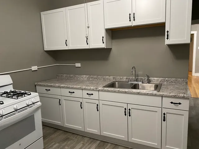 $549,999 | 340 South Homan Avenue, Chicago, IL 60624