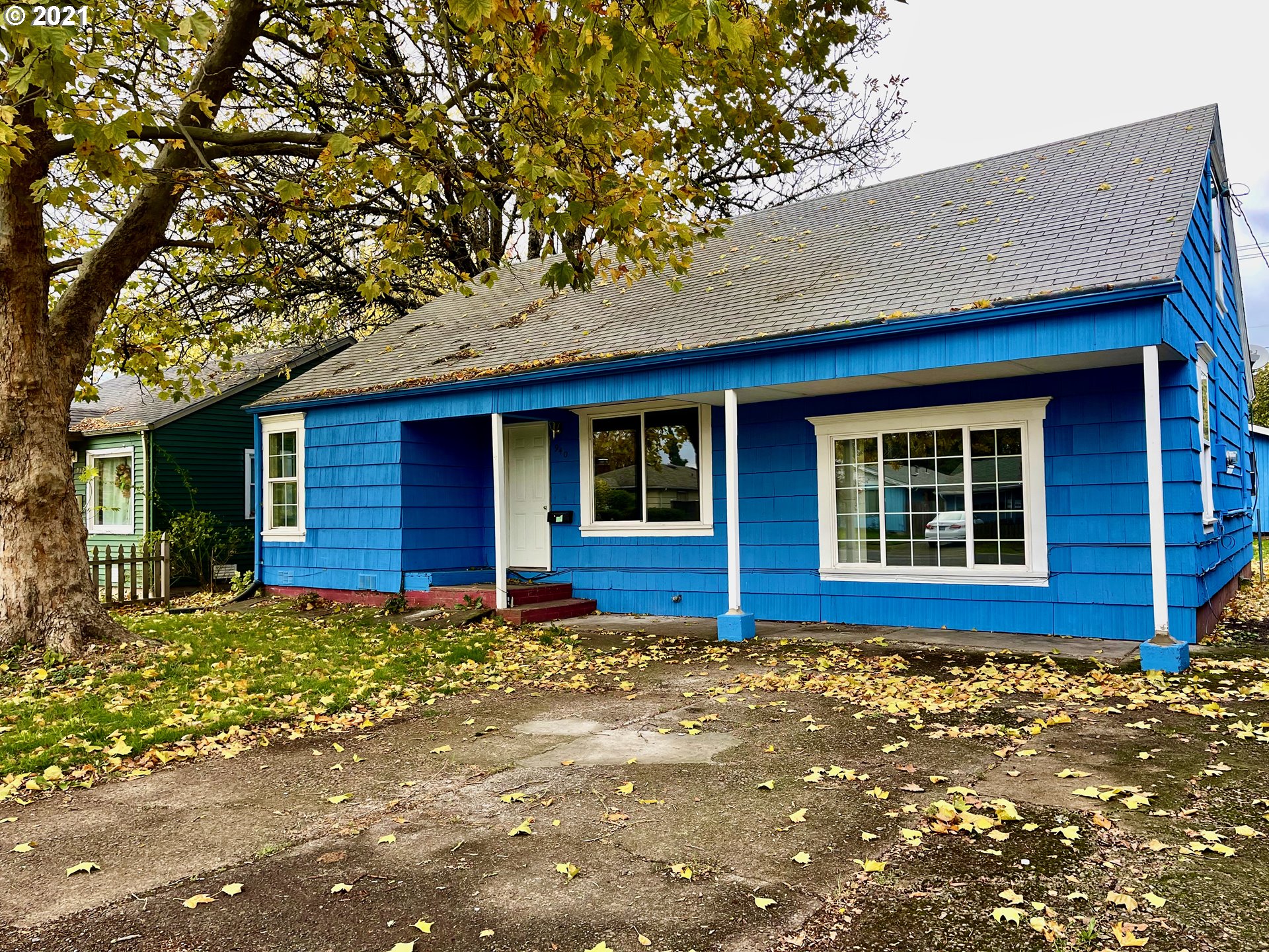 940 Centennial Boulevard Springfield, OR 97477 - Photo 2 of 30 Gallery Image 2