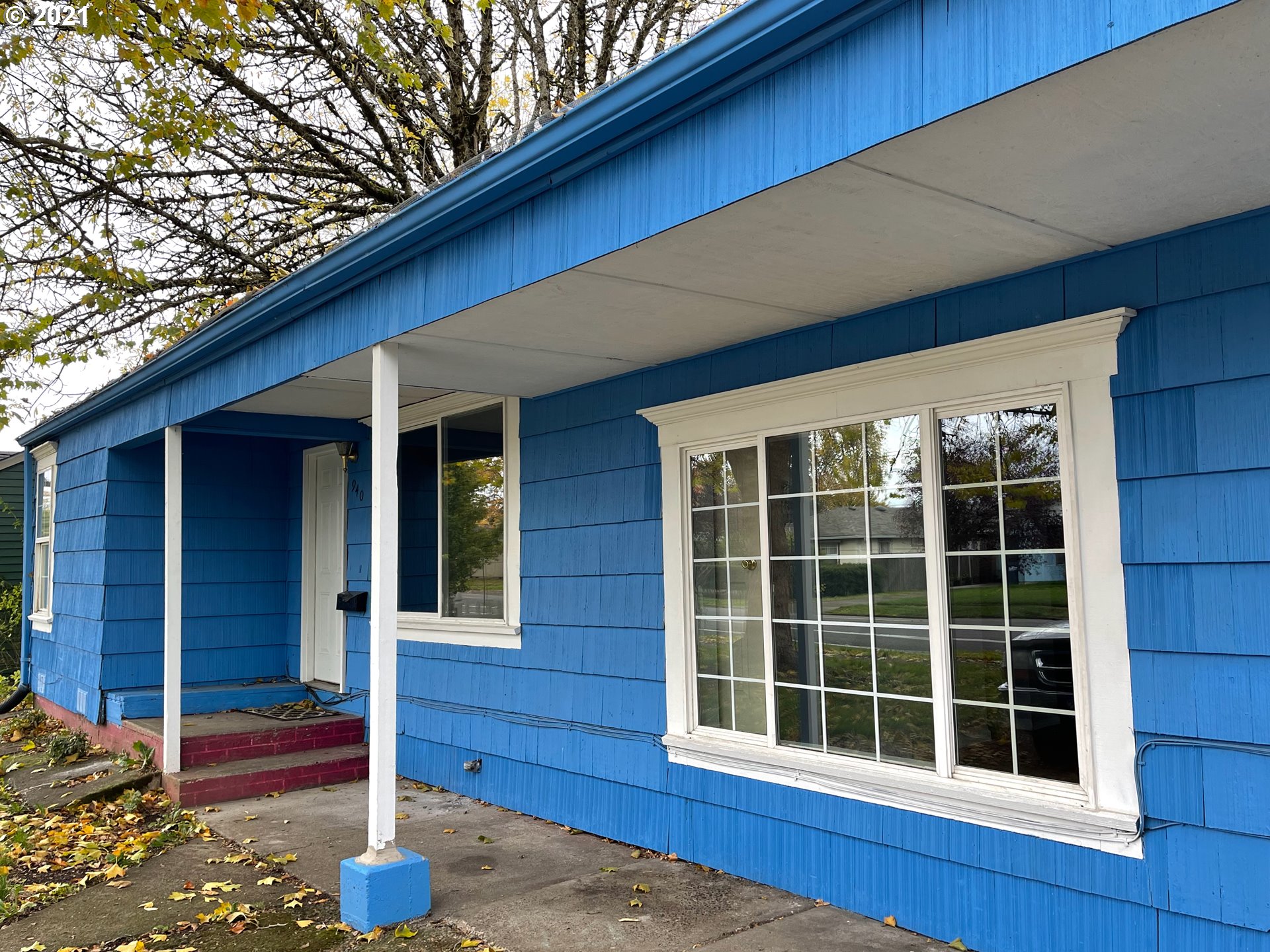 940 Centennial Boulevard Springfield, OR 97477 - Photo 3 of 30 Gallery Image 3