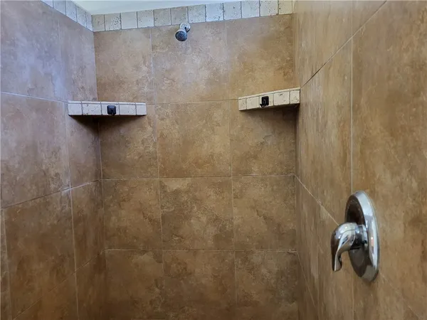 $2,100 | 29 Spanish Bay Drive, Mohave Valley, AZ 86440