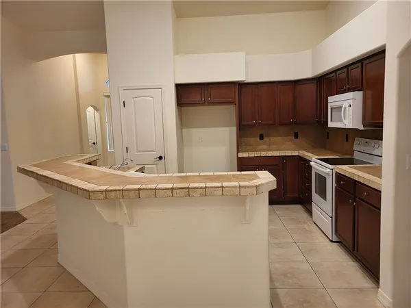 $2,100 | 29 Spanish Bay Drive, Mohave Valley, AZ 86440