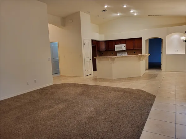 $2,100 | 29 Spanish Bay Drive, Mohave Valley, AZ 86440